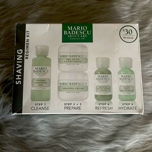 NEW in box - Mario Badescu skincare set